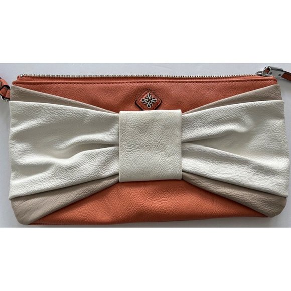 Simply Vera By Vera Wang Wristlet Clutch. White/Beige Bow On Peach Colored Purse - Picture 2 of 8
